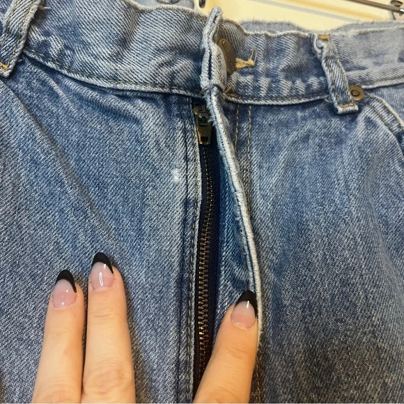 VTG L.L. BEAN 90s High Waisted Contrast Stitching Light Wash Mom Jeans - Picture 4 of 13